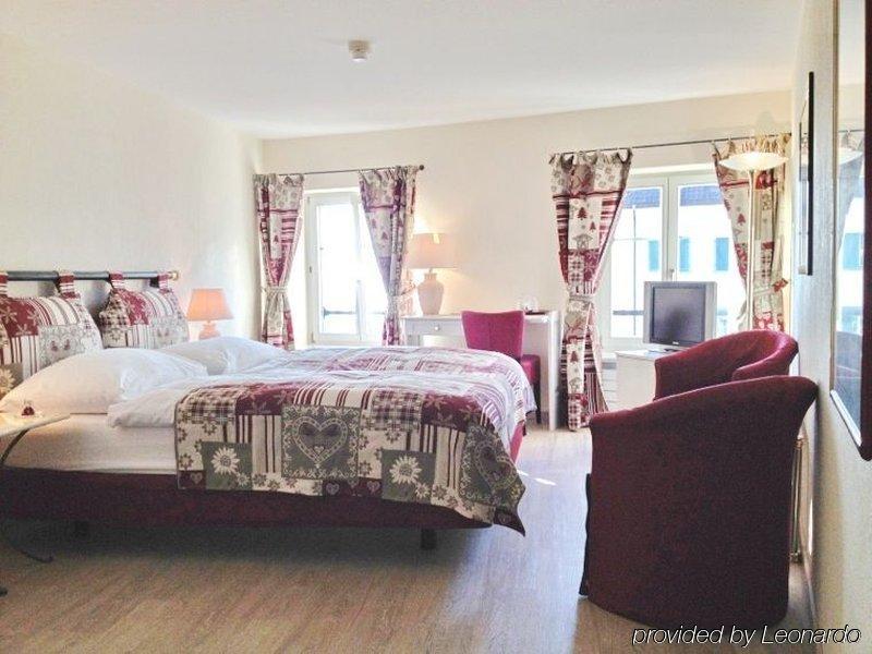 Hotel Hirschen Rapperswil-Jona Экстерьер фото